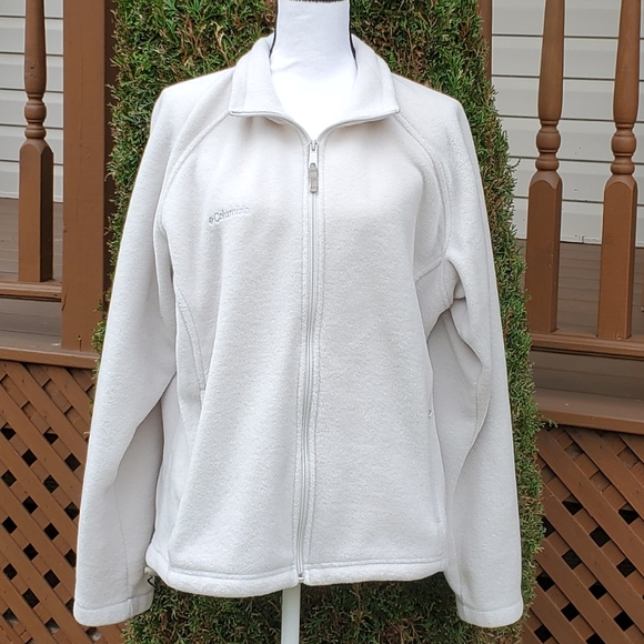 Columbia Jackets & Blazers - Women's Cozy Winter White FleeceJacket Size XL